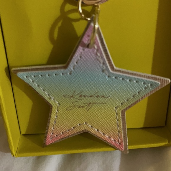 NIB KENDRA SCOTT STAR KEYCHAIN W KENDRA NAME ON IT - Picture 5 of 7